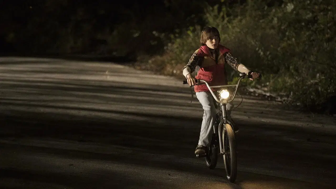 Stranger Things {se_code} - Filman