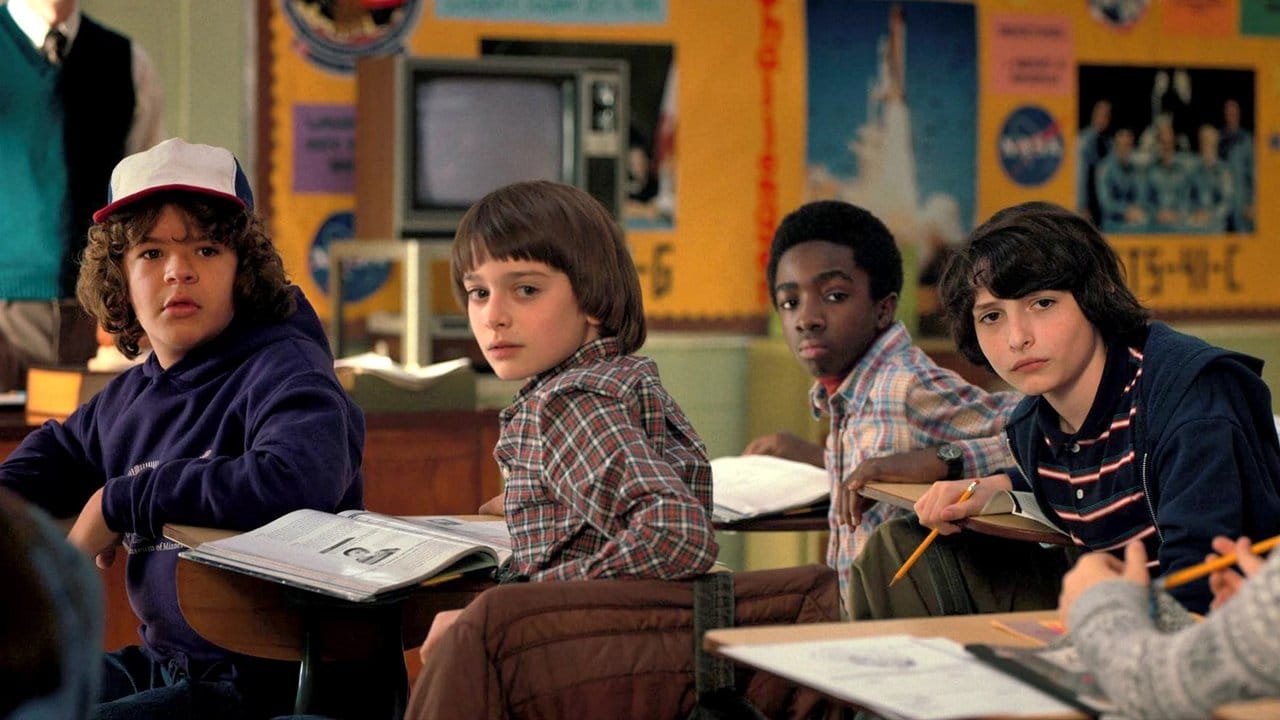 Stranger Things {se_code} - Filman