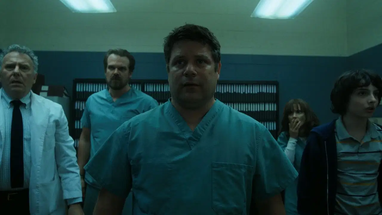 Stranger Things {se_code} - Filman